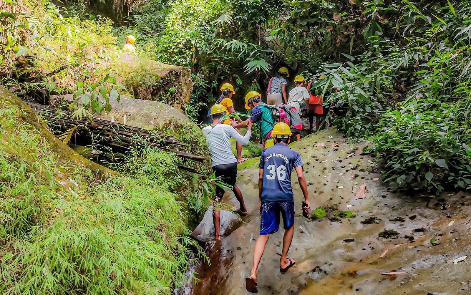 Yelbong Canyon Trek